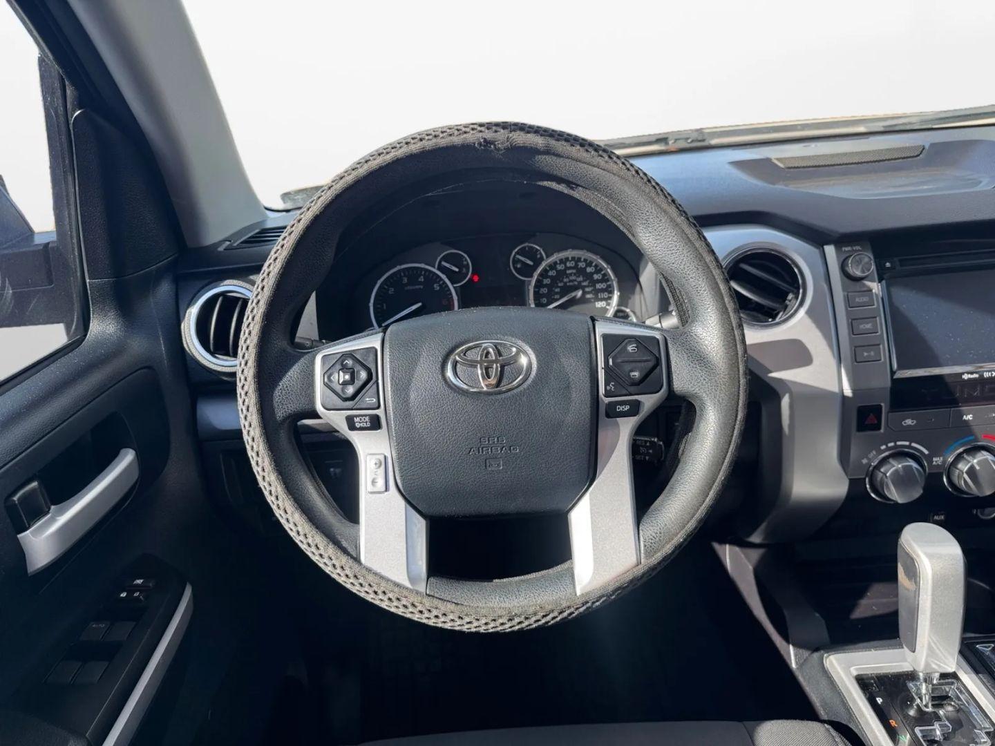 Toyota Tundra Double Cab Sr5 Pickup 4D 6 1/2 Ft - Thumbnail 15