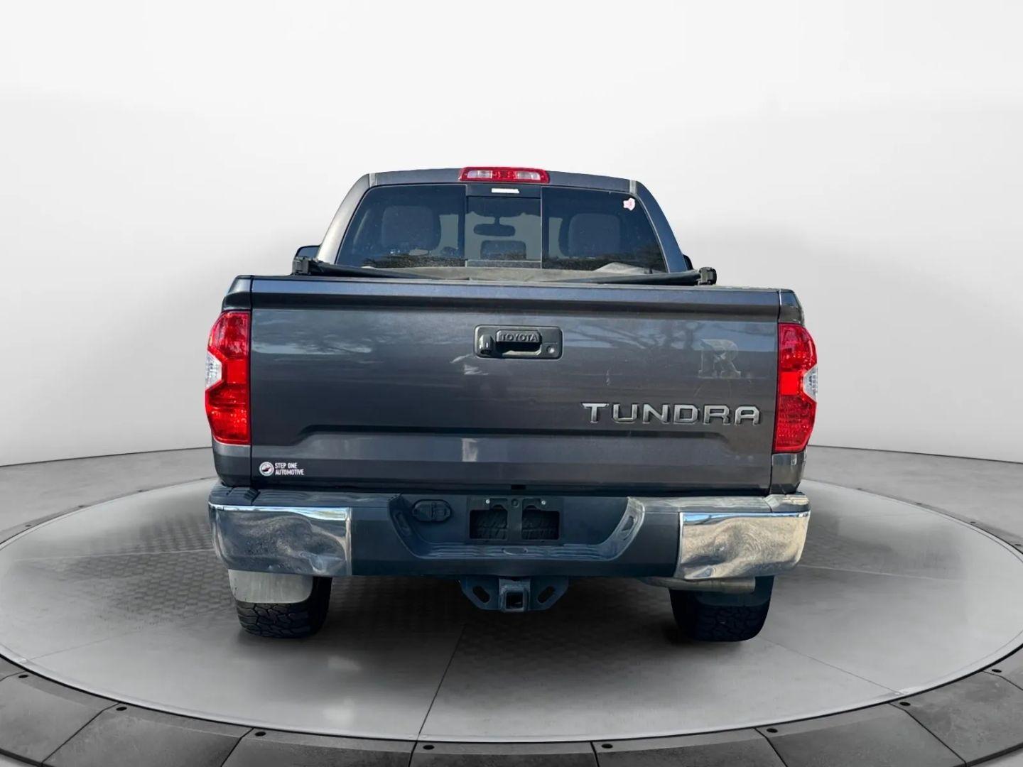 Toyota Tundra Double Cab Sr5 Pickup 4D 6 1/2 Ft - Thumbnail 7