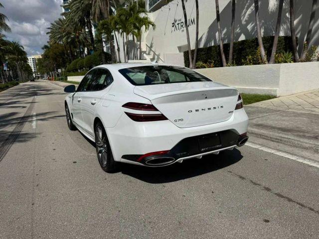 GENESIS G70 - Thumbnail 5