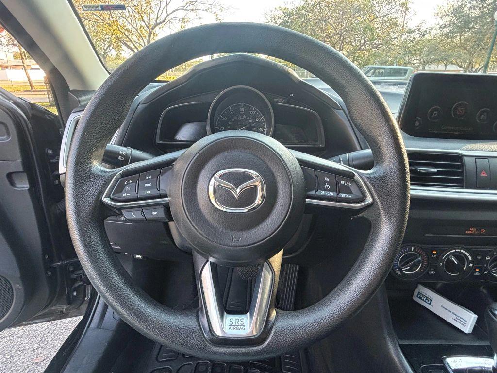 Mazda Mazda3 - Thumbnail 19