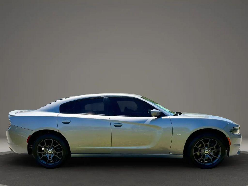 Dodge Charger - Thumbnail 6