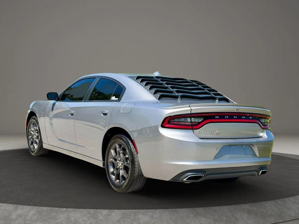 Dodge Charger - Thumbnail 9