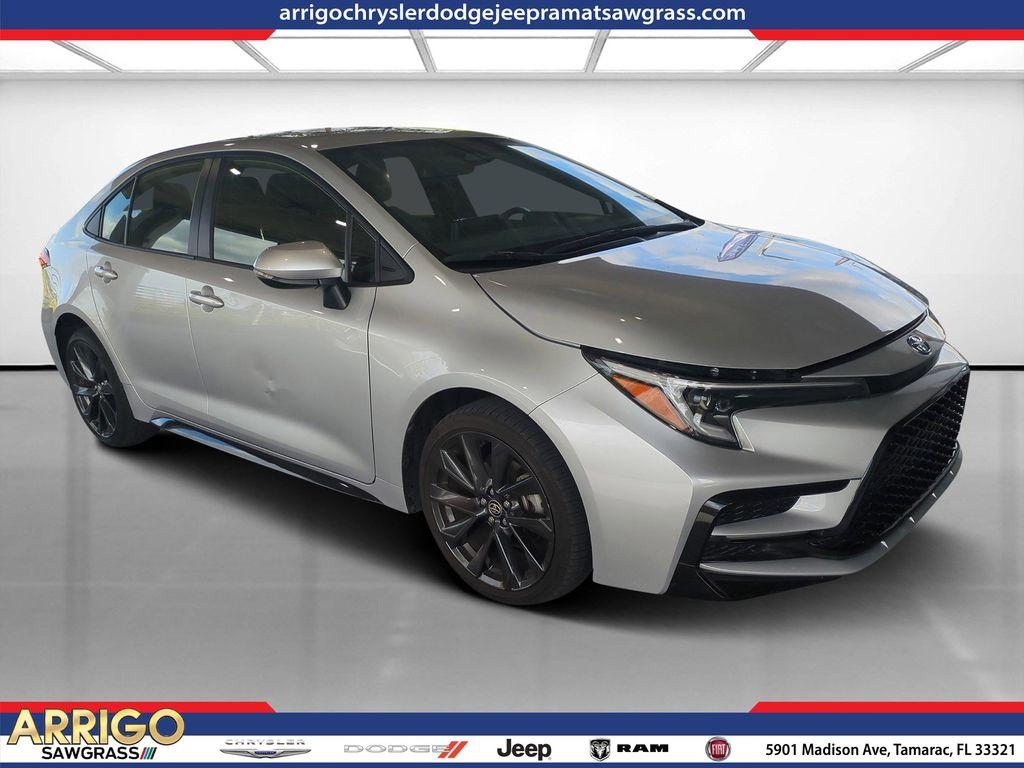 Toyota Corolla Hybrid - View 1