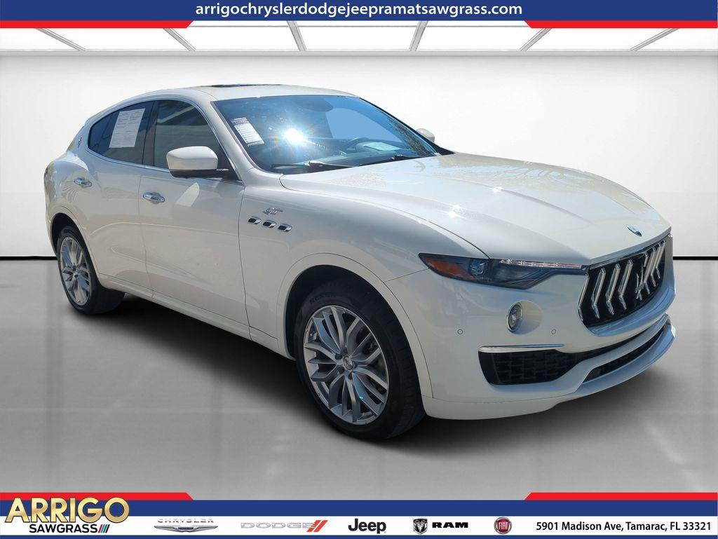 Maserati Levante - View 1