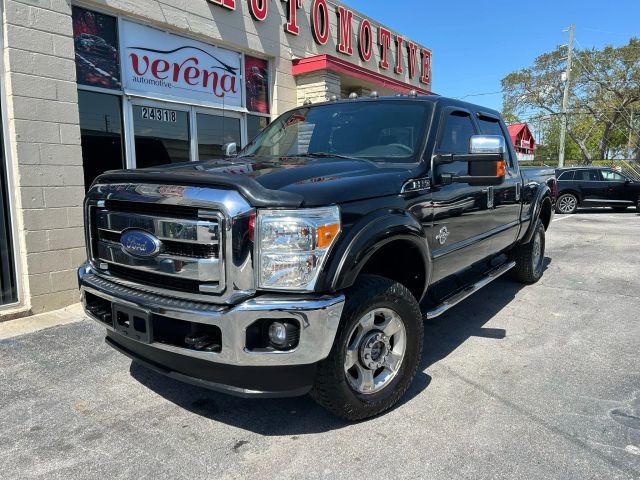 Ford F350 Super Duty Crew Cab - View 1