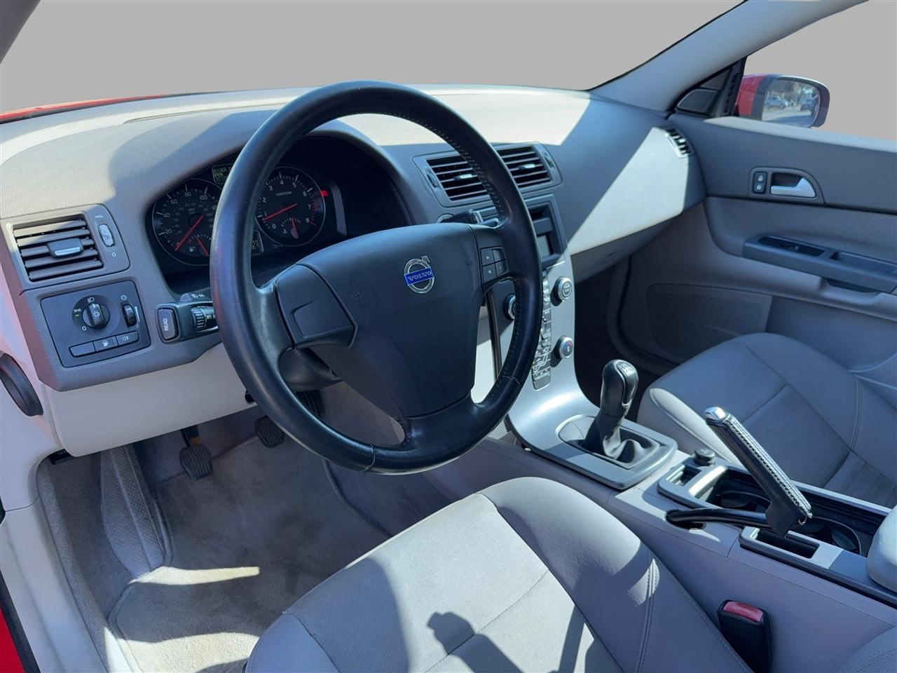 Volvo C30T5 R-Design - Thumbnail 19