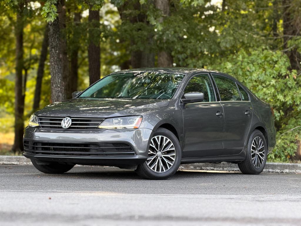 Volkswagen Jetta - View 1