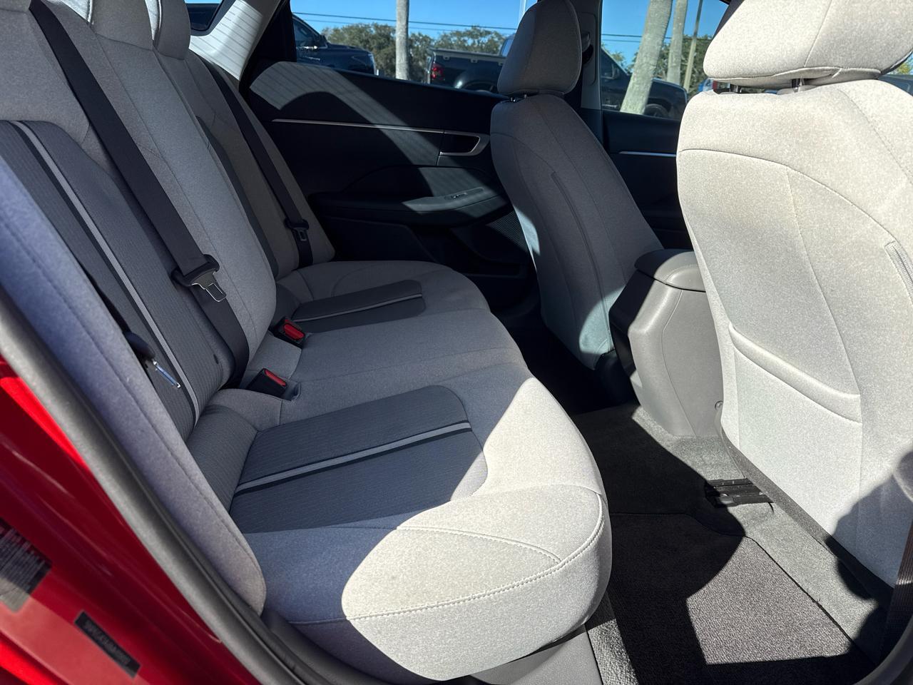 Hyundai Sonatase 2.5L - Thumbnail 14