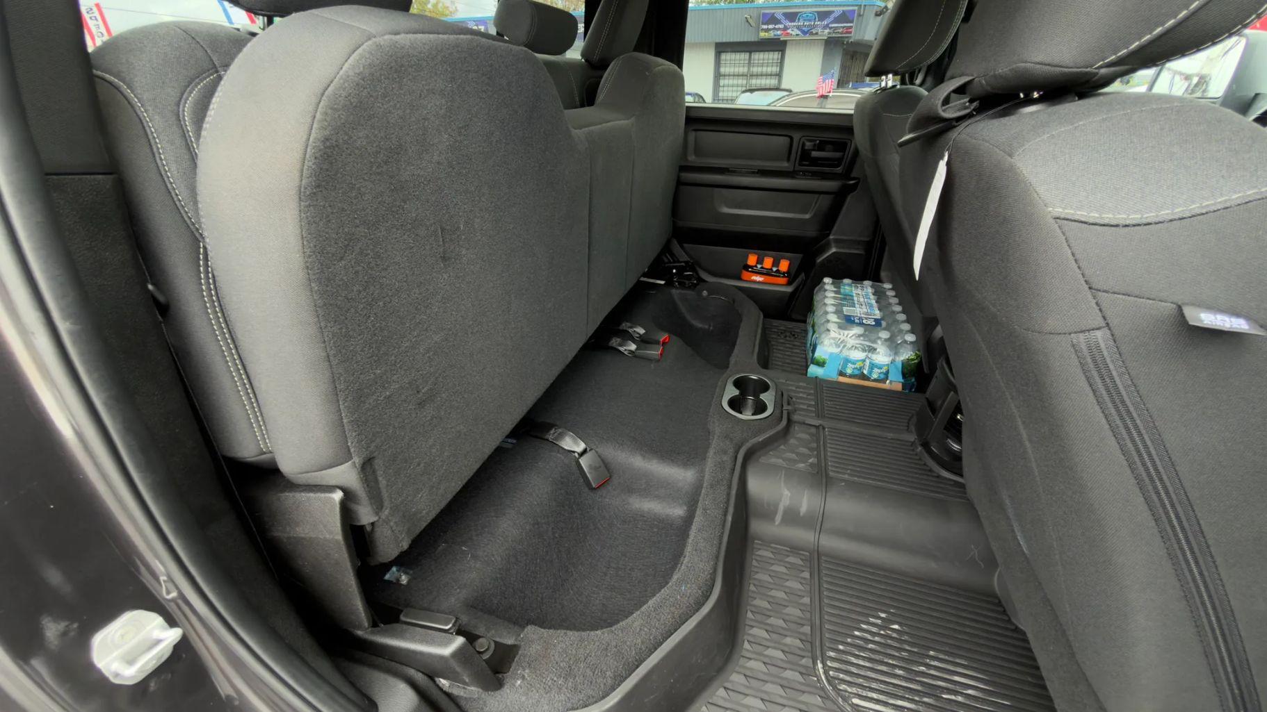 Ram 3500 Crew Cab - Thumbnail 18