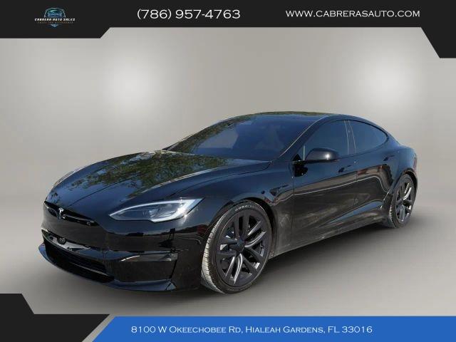 Tesla Model S - View 1