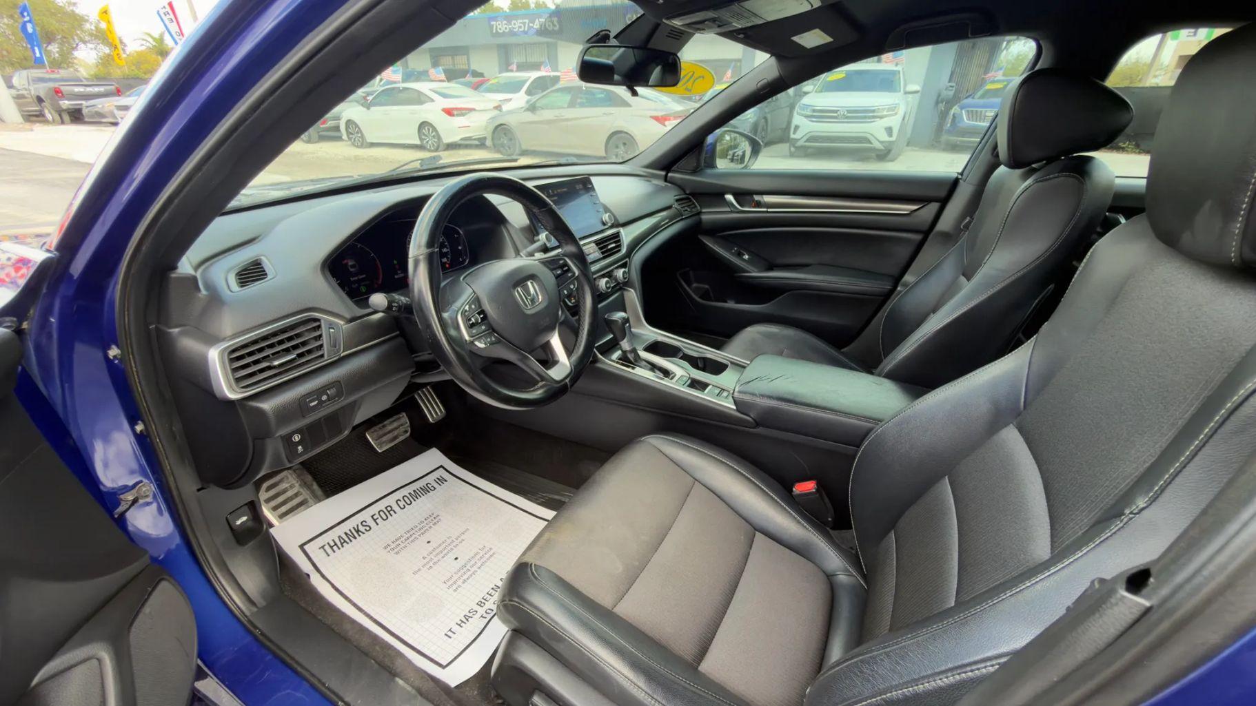 Honda Accord - Thumbnail 4