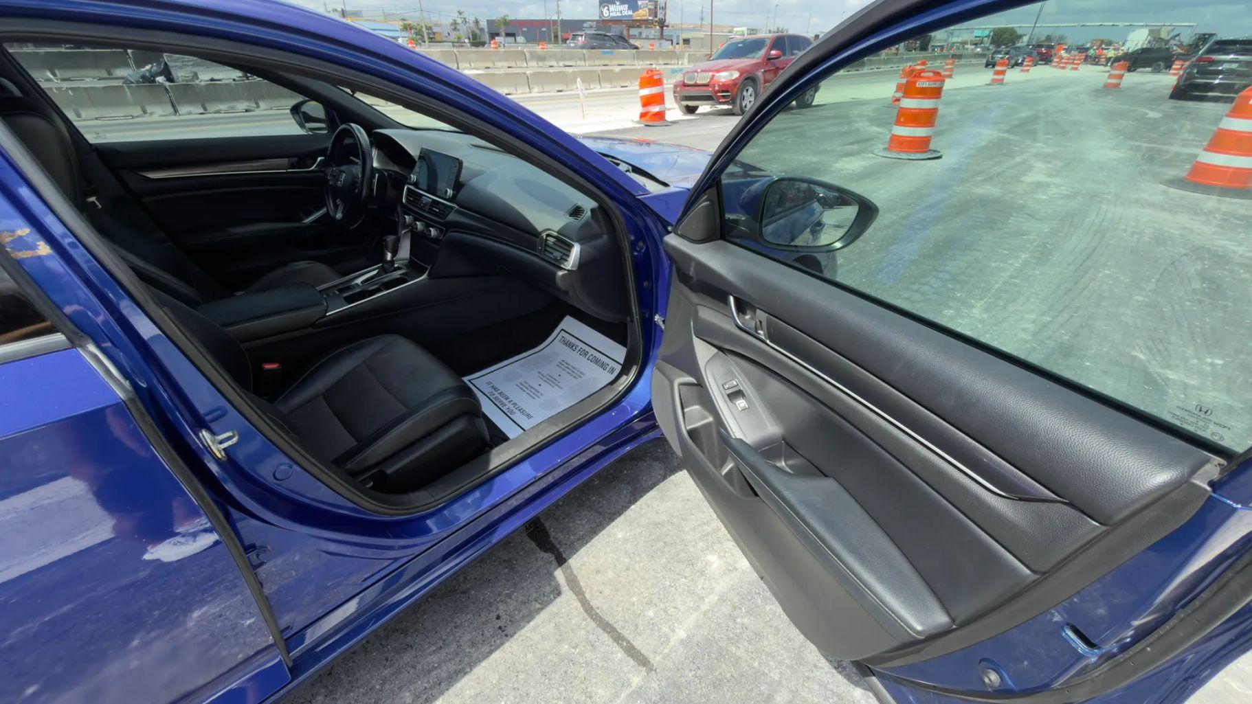 Honda Accord - Thumbnail 13