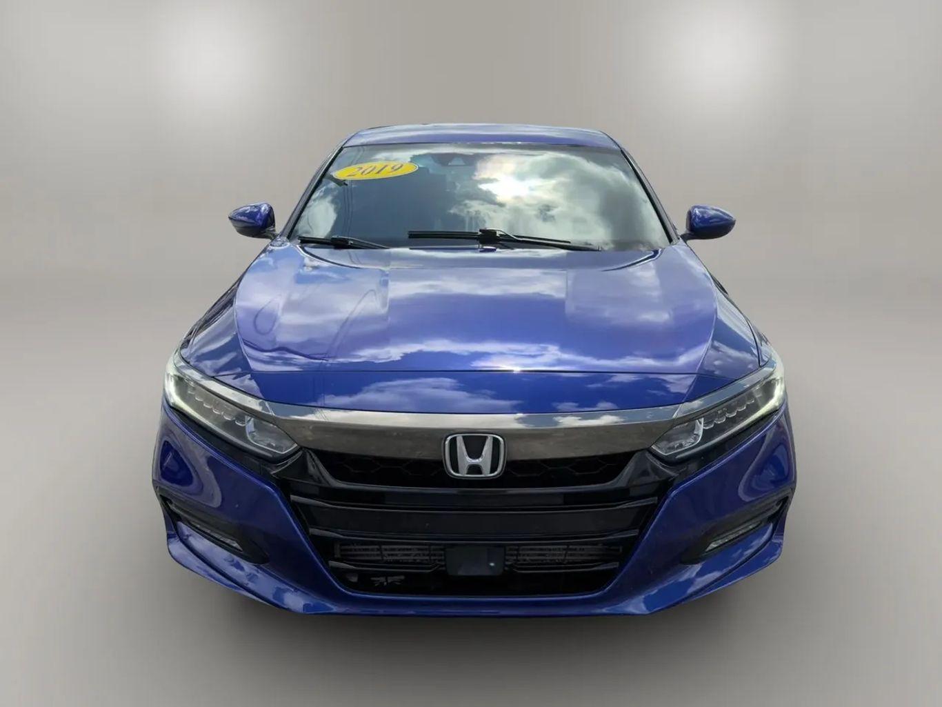 Honda Accord - Thumbnail 9