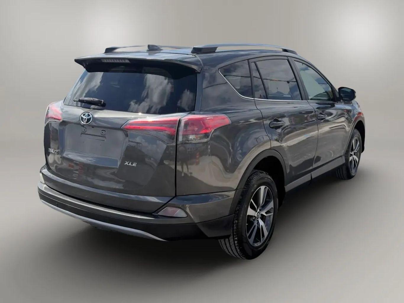 Toyota Rav4 - Thumbnail 13