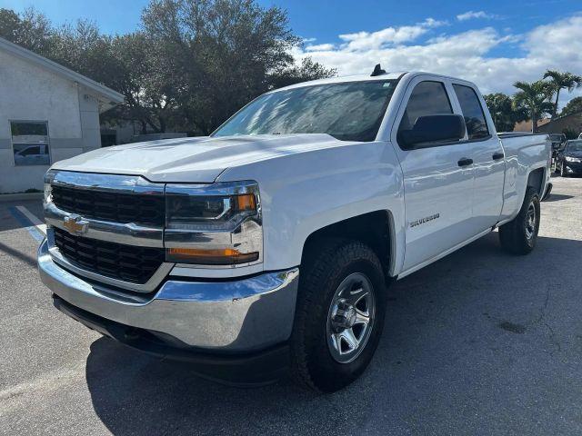 Chevrolet Silverado 1500 Double Cab - Thumbnail 7