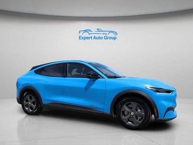 FORD MUSTANG MACH-E Select AWD - View 1