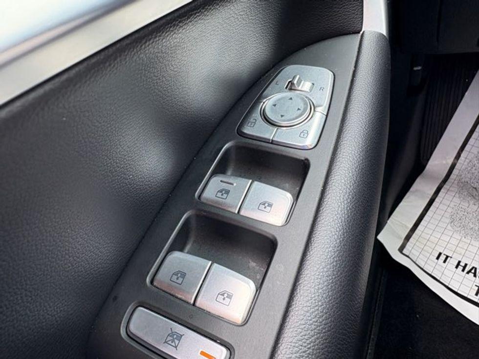 Genesis G70 2.0T | Miami, Fl | Ocean Auto Sales - Thumbnail 2