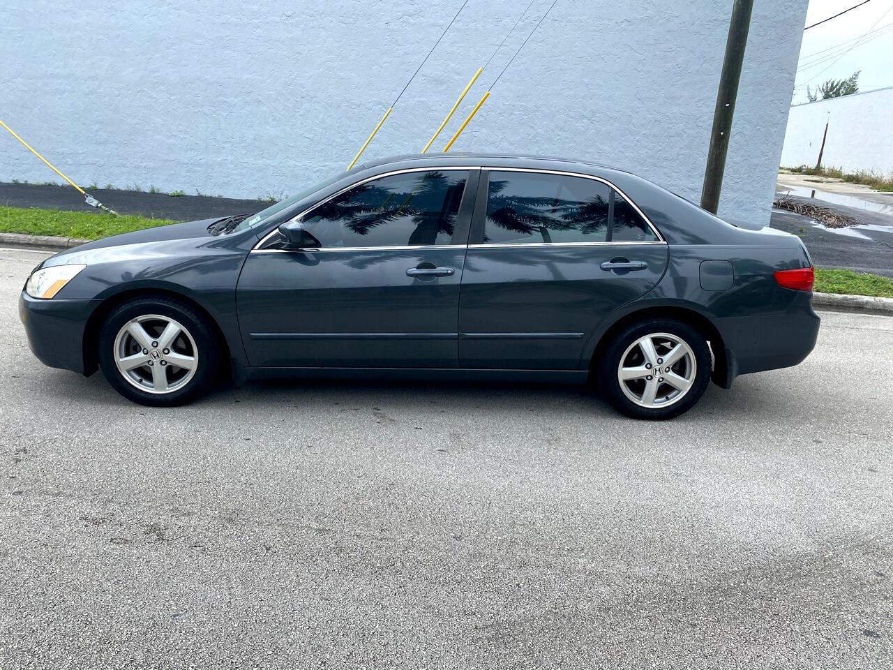 Honda Accord4-Door Sedan - Thumbnail 3