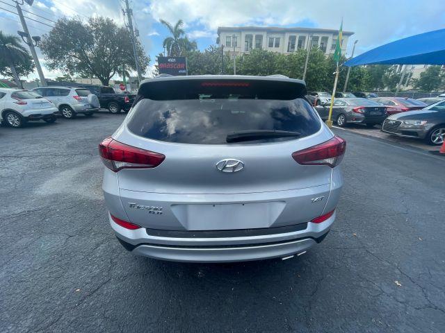 Hyundai Tucson - Thumbnail 8