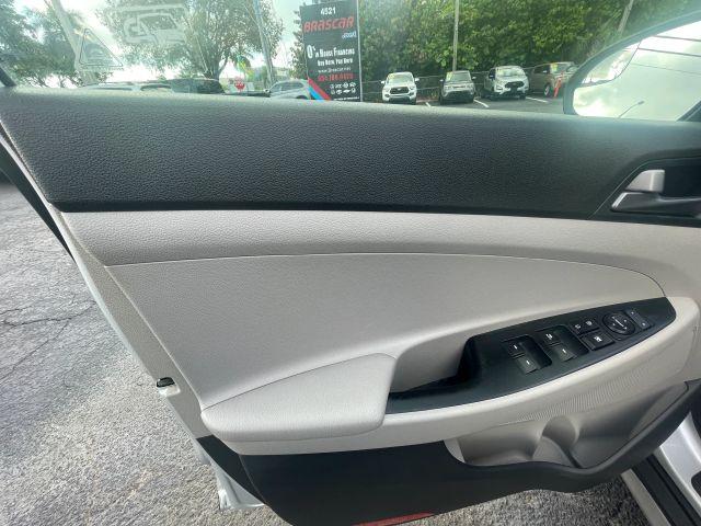 Hyundai Tucson - Thumbnail 12