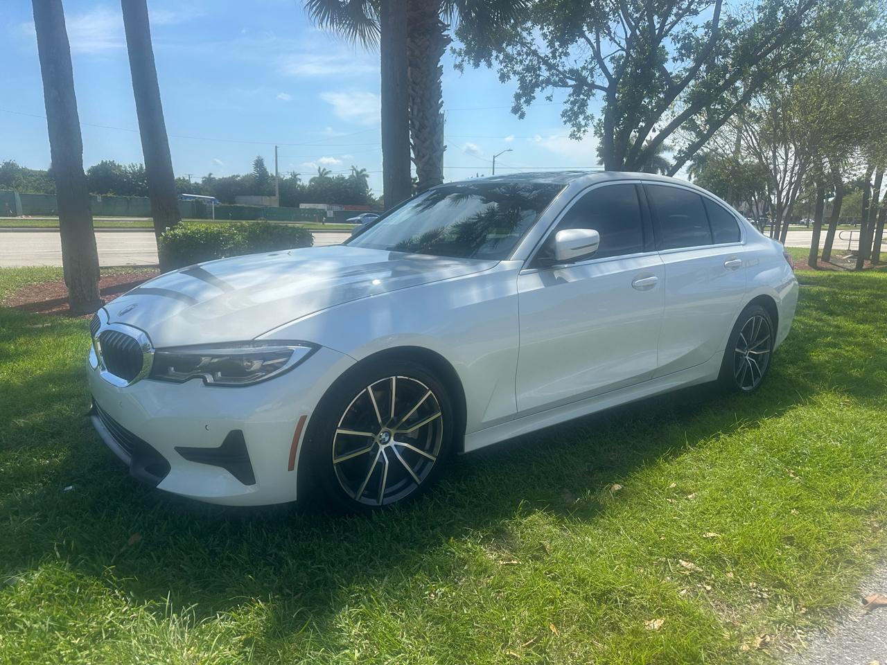 Bmw 3-Series330I - View 1