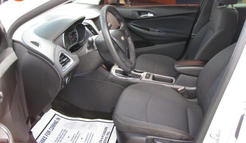 Chevrolet Cruze - Thumbnail 11