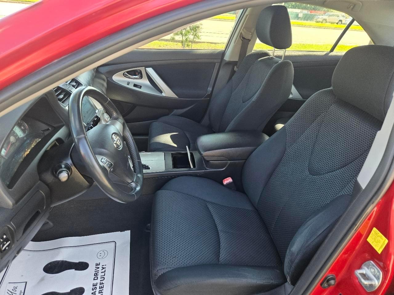 Toyota Camrybase 6-Spd At - Thumbnail 10