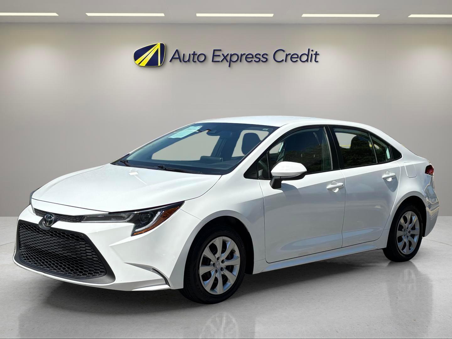 Toyota Corolla Le - View 1