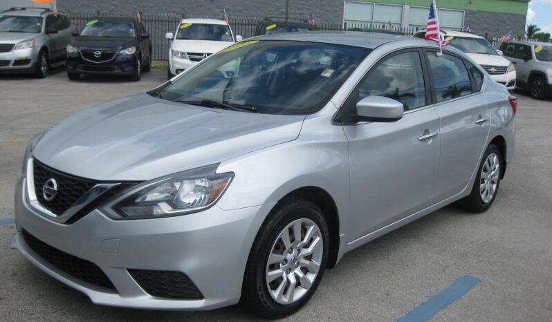 Nissan Sentra - Thumbnail 2