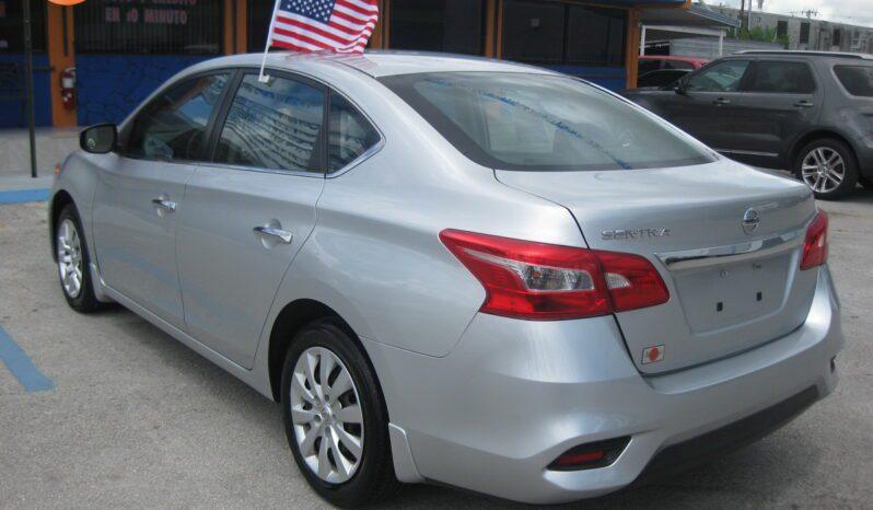 Nissan Sentra - Thumbnail 8
