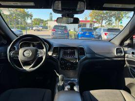 Jeep Grand Cherokee - Thumbnail 12