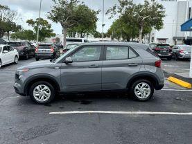 Hyundai Venue - Thumbnail 9