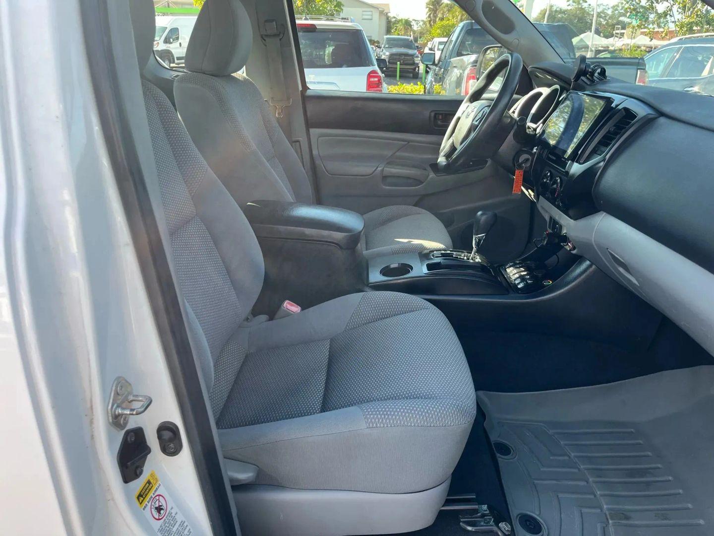 Toyota Tacoma - View 1