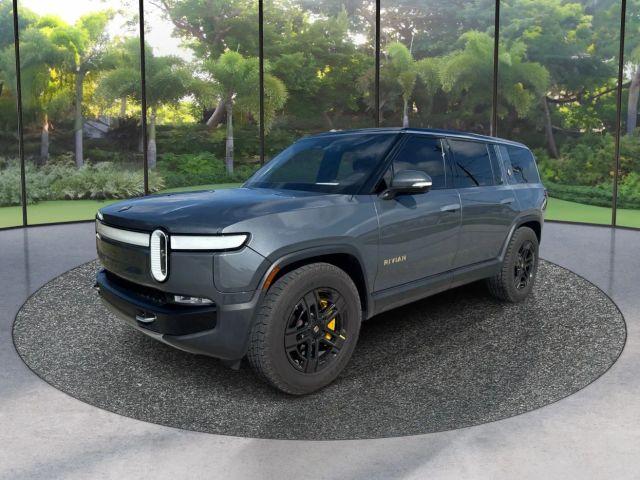RIVIAN R1S - View 1