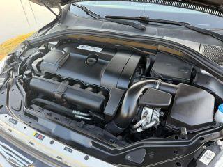 Volvo Xc60 - Thumbnail 4