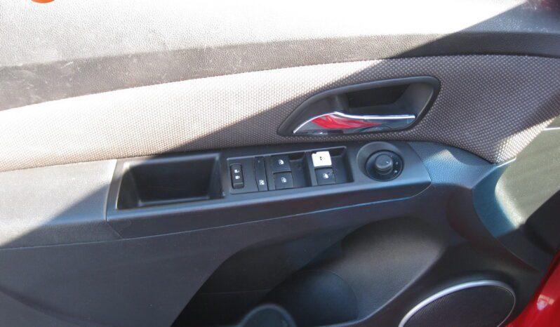 Chevrolet Cruze - Thumbnail 10