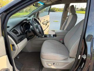 Kia Sedona - Thumbnail 18