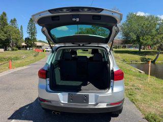 Volkswagen Tiguan - Thumbnail 15