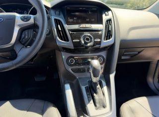 Ford Focus - Thumbnail 2
