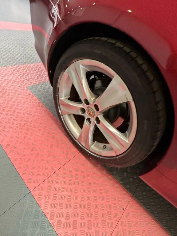 Lexus Is - Thumbnail 4