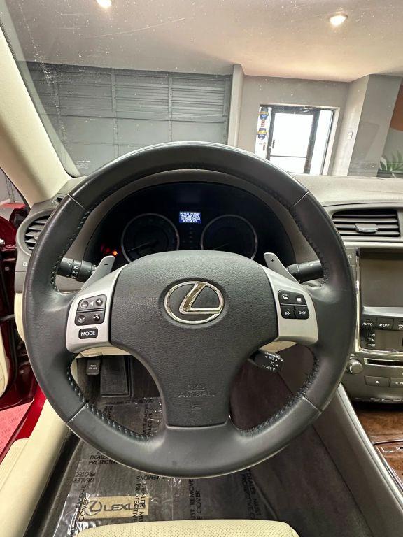 Lexus Is - Thumbnail 20