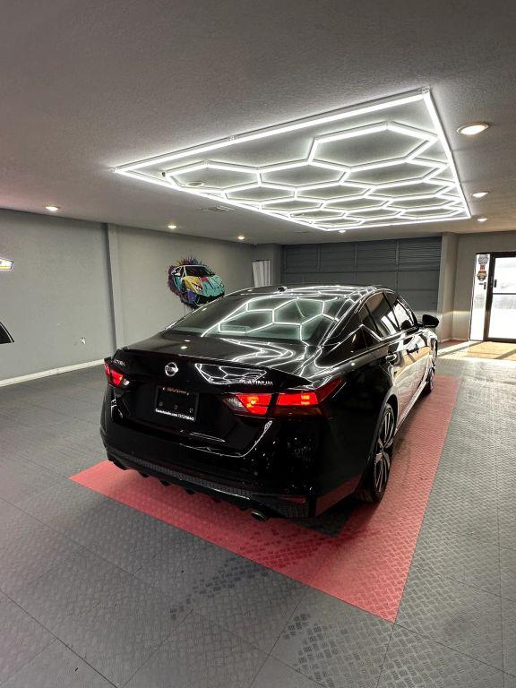 Nissan Altima - Thumbnail 12