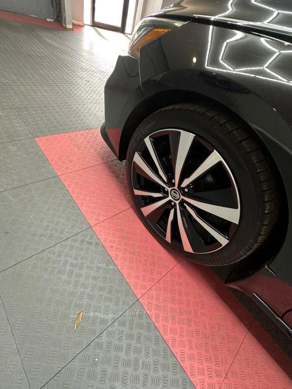 Nissan Altima - Thumbnail 5