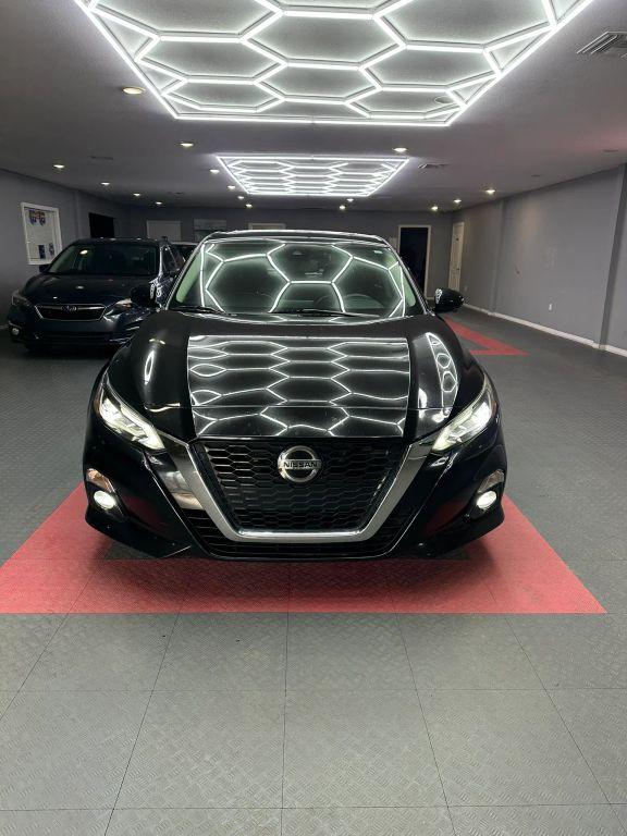 Nissan Altima - Thumbnail 14