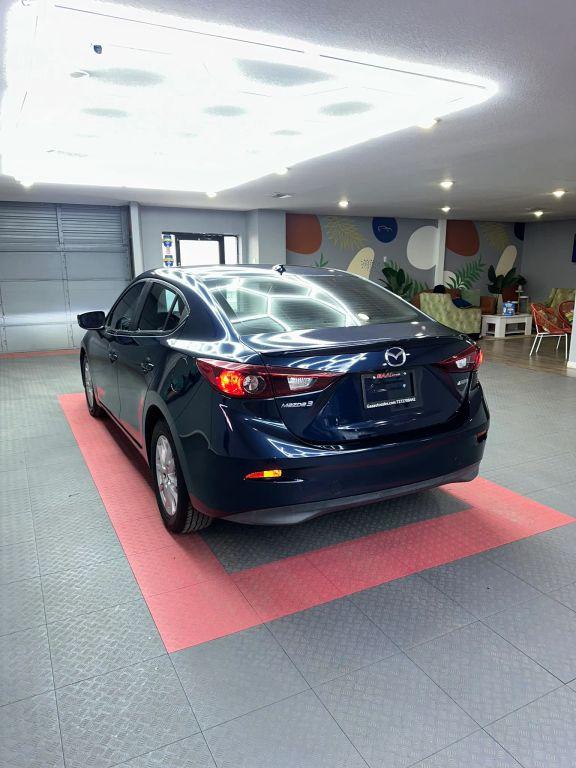 Mazda Mazda3 - Thumbnail 10