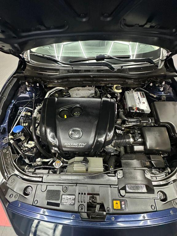 Mazda Mazda3 - Thumbnail 2