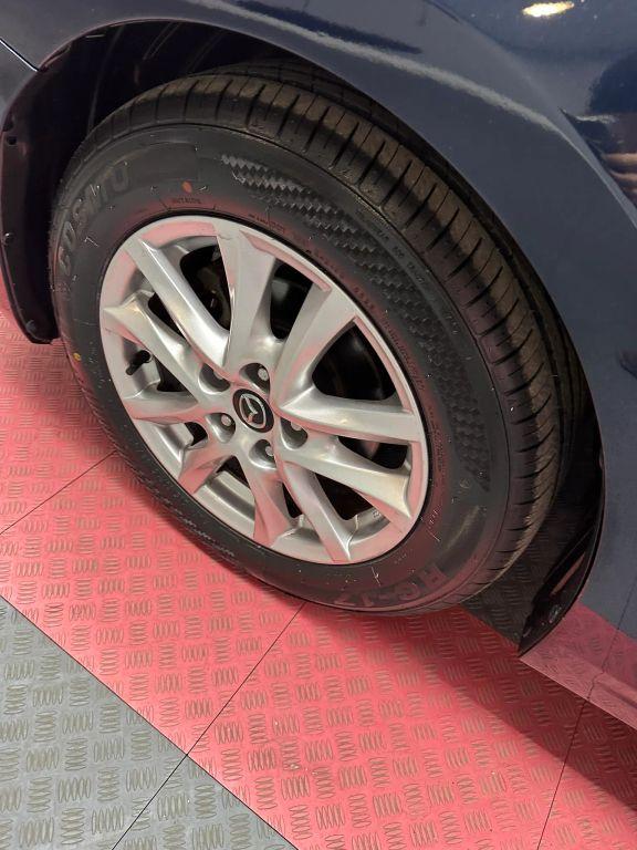 Mazda Mazda3 - Thumbnail 6