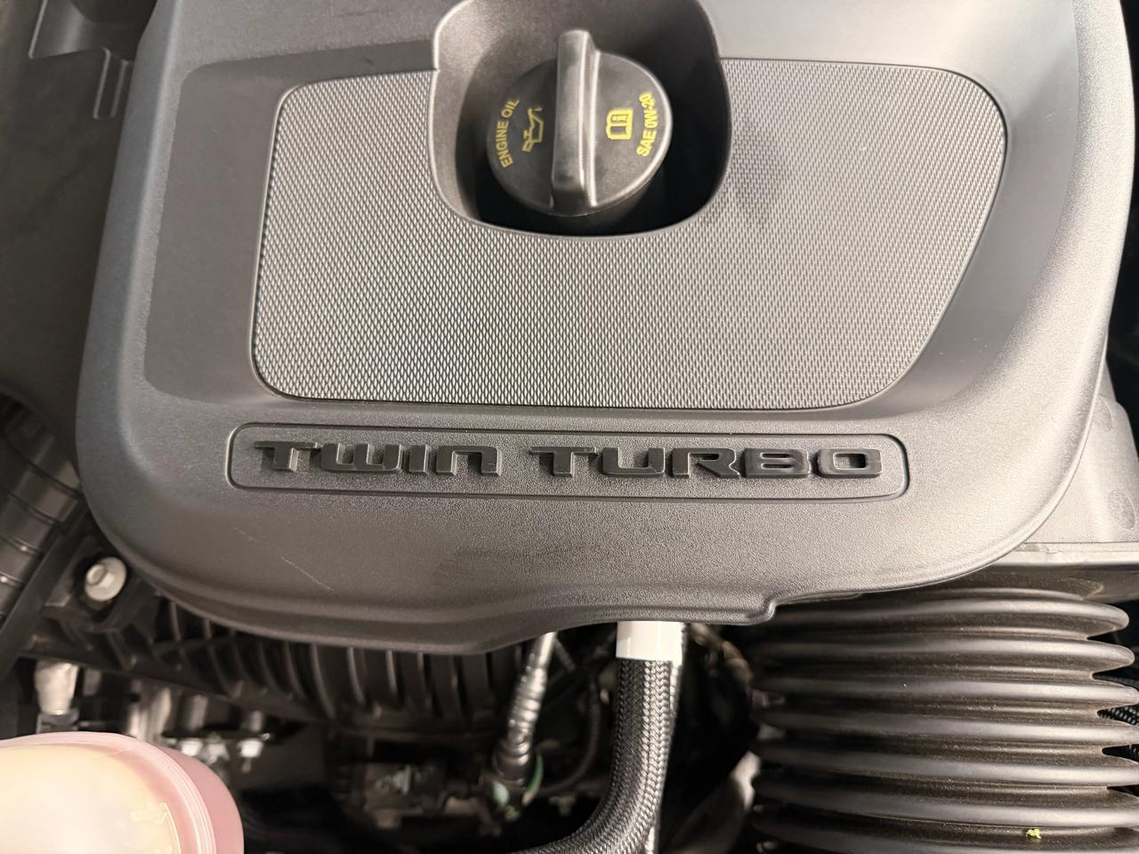 Ram 1500Laramie Crew Cab Swb 4Wd - Thumbnail 12