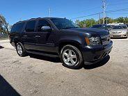 Chevrolet Suburban 1500 Lt - Thumbnail 4