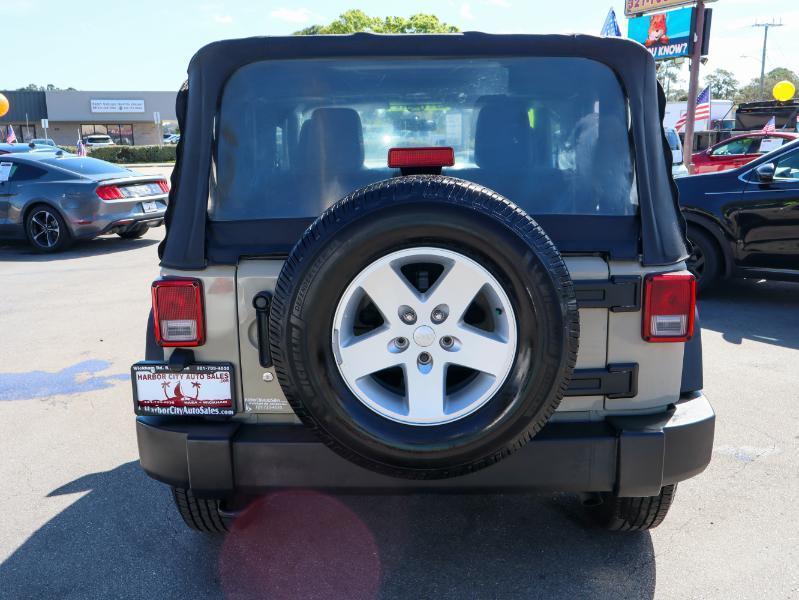 Jeep Wrangler Jksport S 4X4 - Thumbnail 4